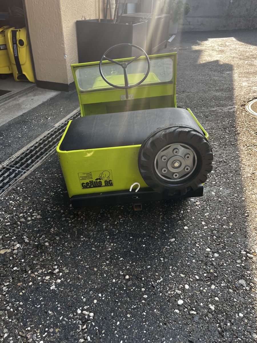 Veicoli per bambini: Kinderauto aus Blech – Usato da Safenwil venduto da Shelby001 5