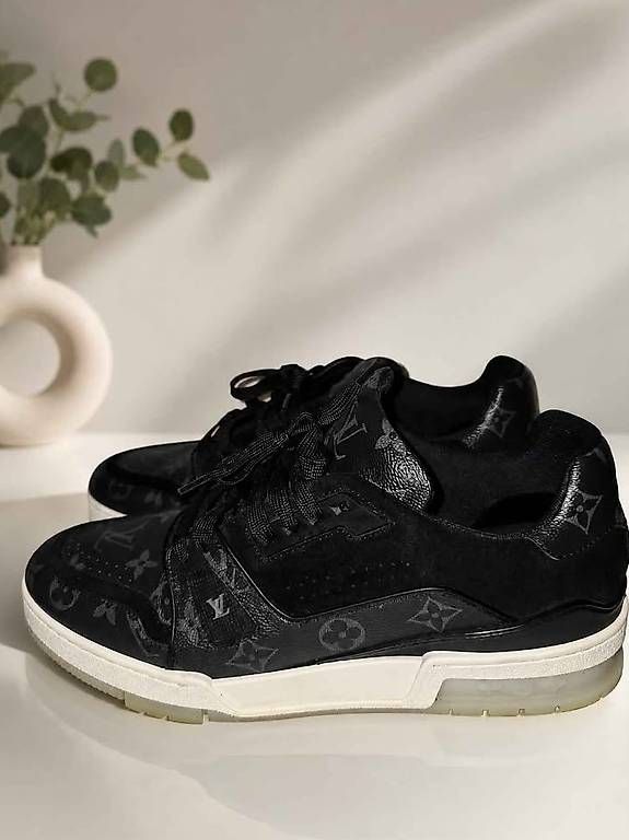 Scarpe da uomo: Louis Vuitton Sneaker LV Trainer BLACK – Usato da Pully venduto da fer_8lm6