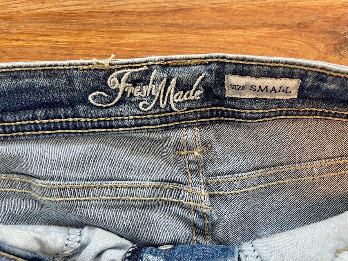 Pantaloni: NEU: schöne  fresh made Shorts Gr. S – Nuovo (secondo la descrizione) da Buchrain venduto da Sunny026 1
