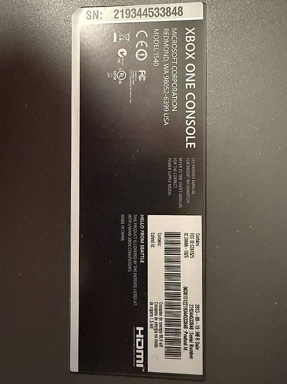 Konsolen: XBOX ONE Konsole – Gebraucht aus Balterswil von Miami6 1