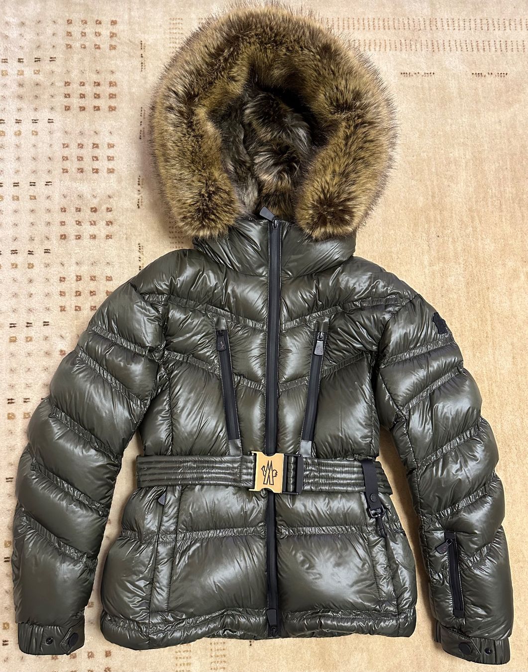 Moncler Giacche: Moncler Grenoble Bernim – Nuovo e nell'imballaggio originale da Zürich venduto da S-o-f-i-a
