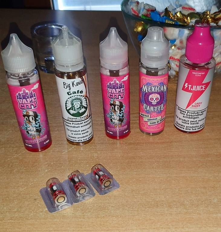 Altri Prodotti per fumatori: Kit cigarette électronique vape avec liquides – Usato da Sion venduto da Susana9011 1