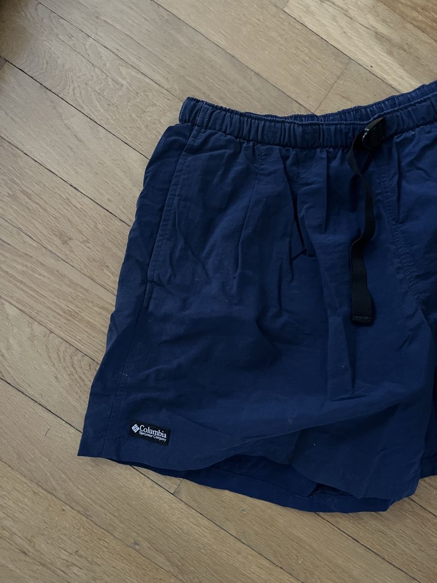 Columbia Pantaloni: Columbia Shorts – Usato da Bern venduto da Lisa_Joy 1