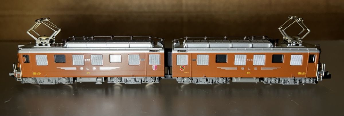 Kato Modelleisenbahnen: Kato BLS Ae 8/8 Muni – Gebraucht aus Salvenach von Ricardo3280 1
