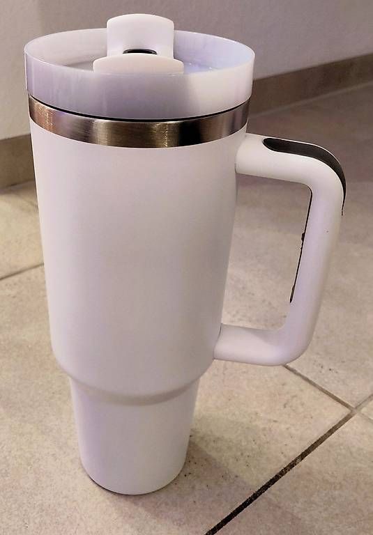 Contenitori & Simili: Mug isotherme🥤 – Nuovo e nell'imballaggio originale da St-Livres venduto da lune_bleue 3