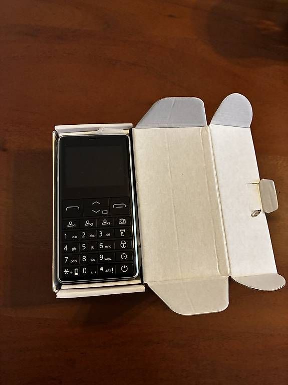 Telefoni cellulari / Smartphones: Emporia PRIME LTE – Usato da Bettlach venduto da BoneHunter
