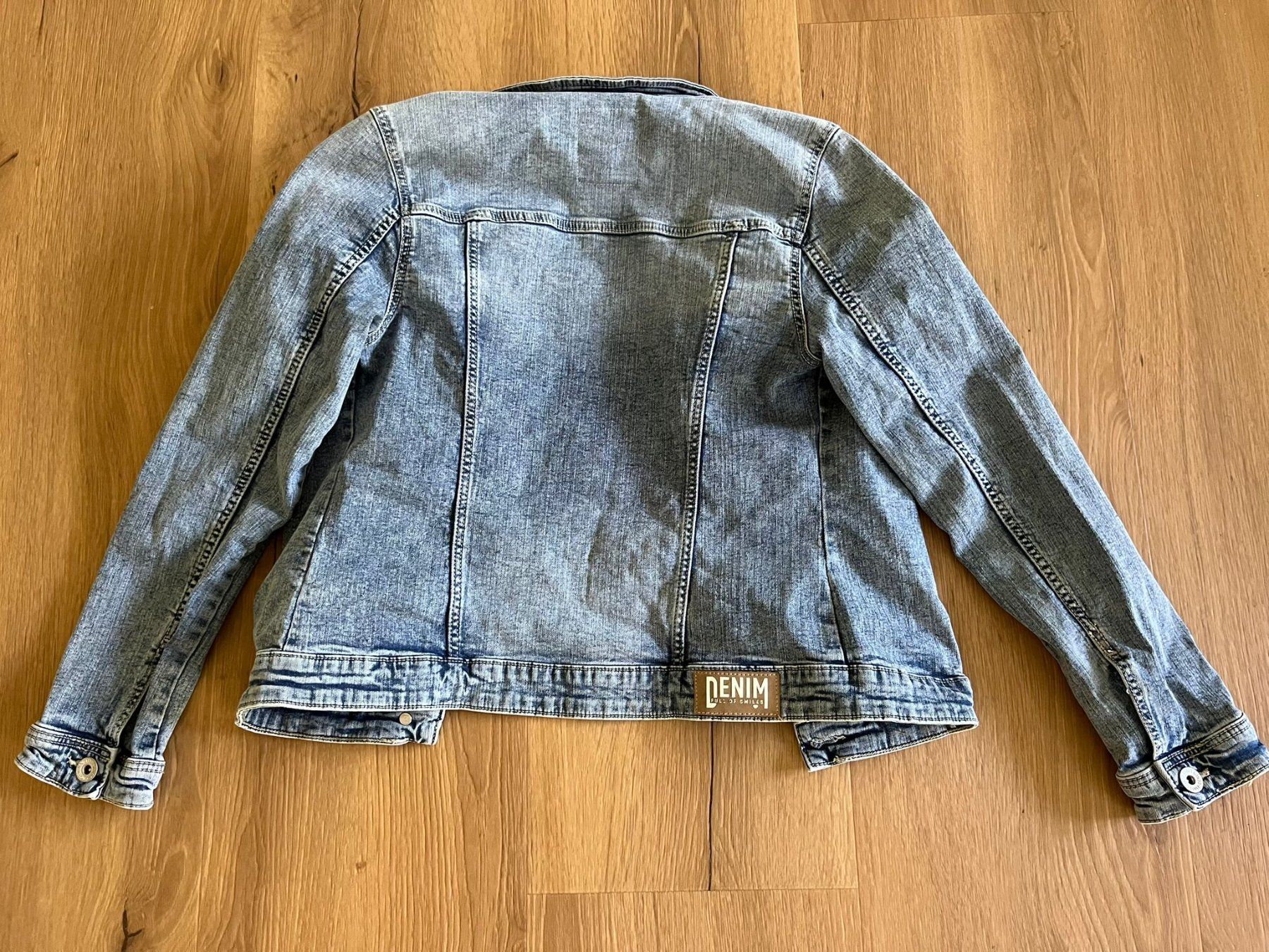 Giacche & Cappotti: Jeansjacke für Mädchen – Usato da Würenlos venduto da Mat71 1