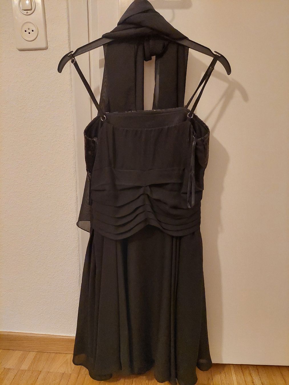 Vestiti: Kleid Grösse 36 – Usato da Aarau venduto da Musicandotherthings 1