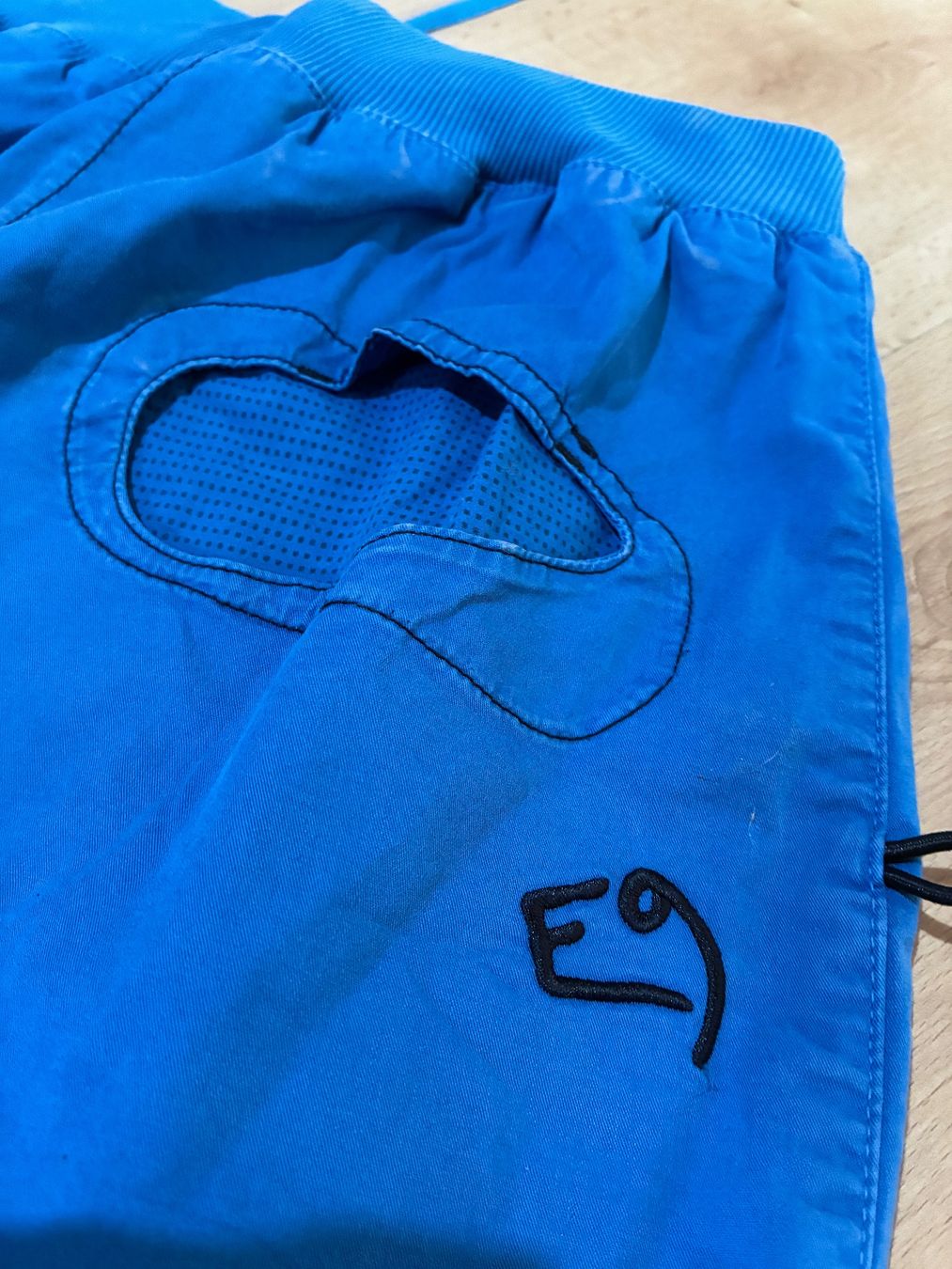 E9 Pantaloni: Pantalon d'escalade E9 - Taille M – Usato da Bouveret venduto da uri_cq5w 2