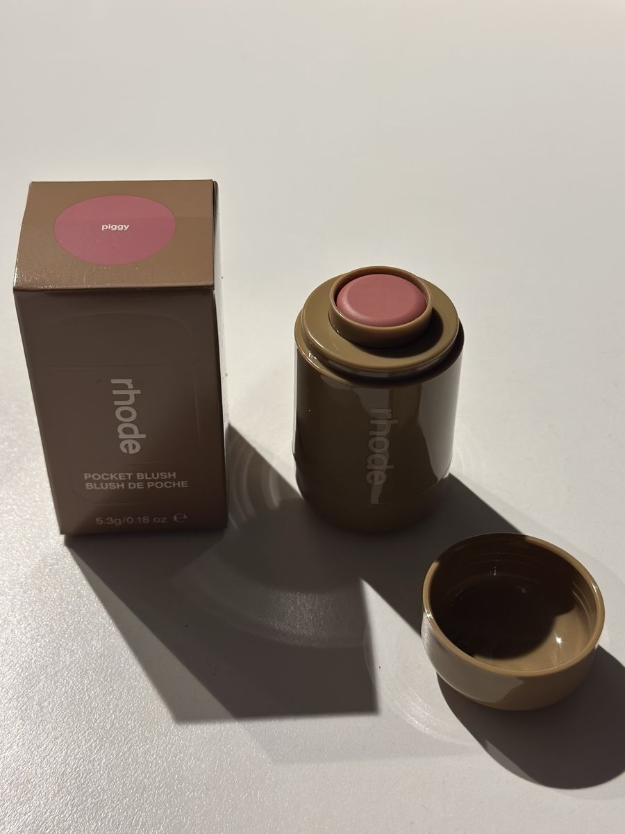 Make-up: Rhode Pocket Blush "Piggy" (Neu & Original) – Nuovo e nell'imballaggio originale da Zürich venduto da frankiestein