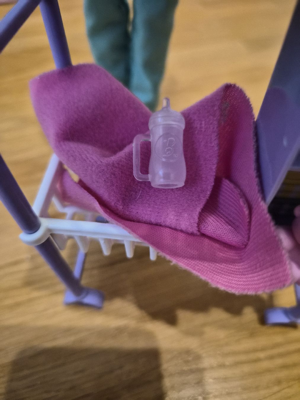 Puppen: Barbie pediatra con gemellini  – Gebraucht aus Reinach BL von Glitterlol 1
