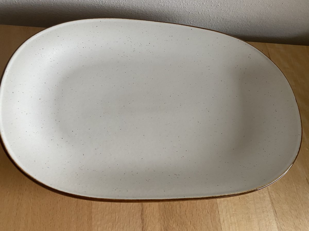 Rössler Servierplatten: Rössler Platte weiss gesprenkelt matt Grösse 32 – Gebraucht aus Schwarzenburg von Michellu 2