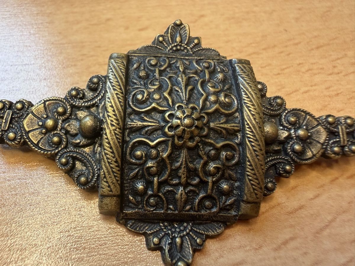 Broches & Aiguilles: Antike Brosche – D'occasion à Lamone par LaCantinaMagica 4