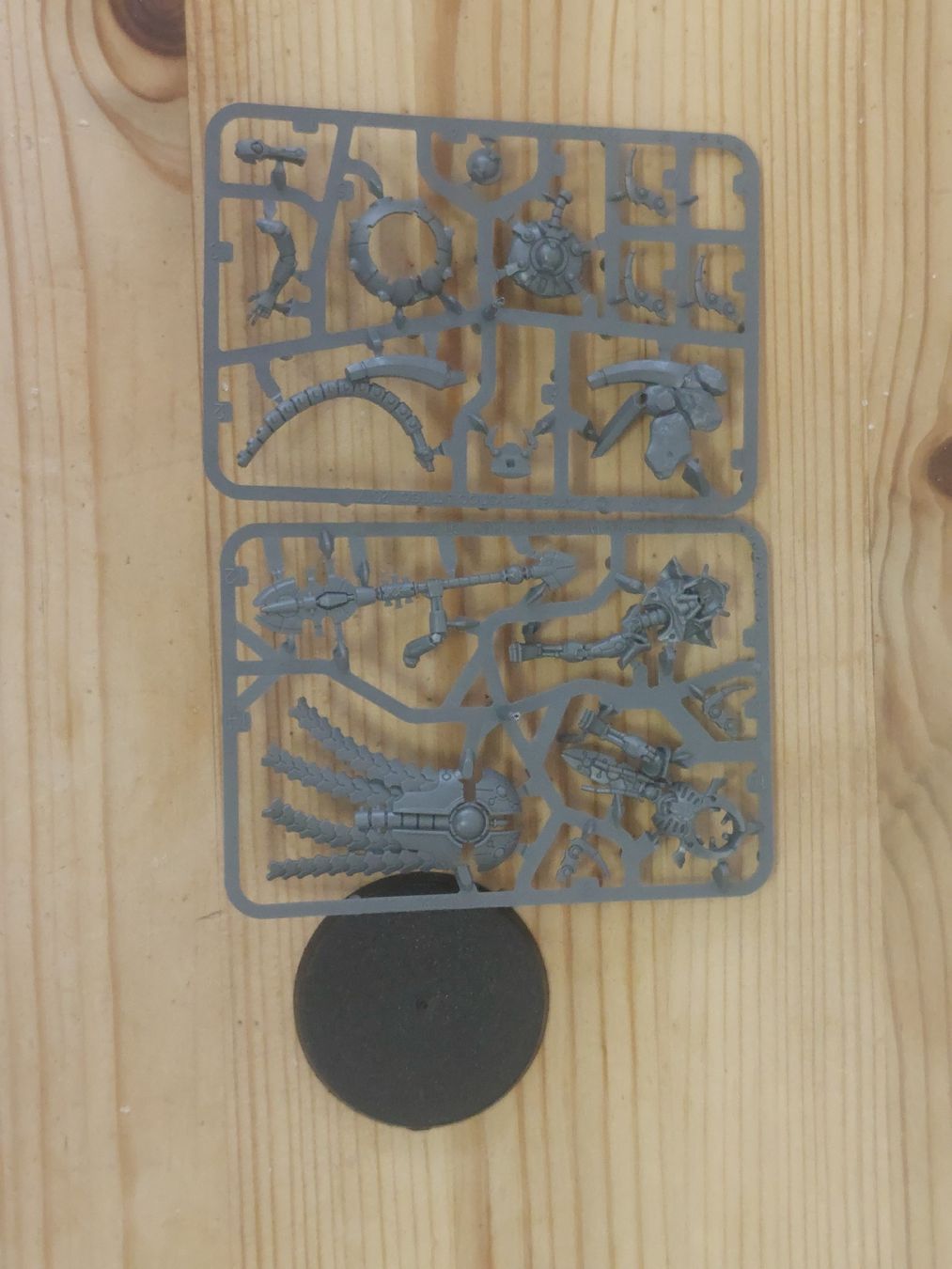 Kits de montage: Warhammer 40.000 Necron Cryptek/Technomancer – Neuf (Voir description) à Zürich par kitkis 1