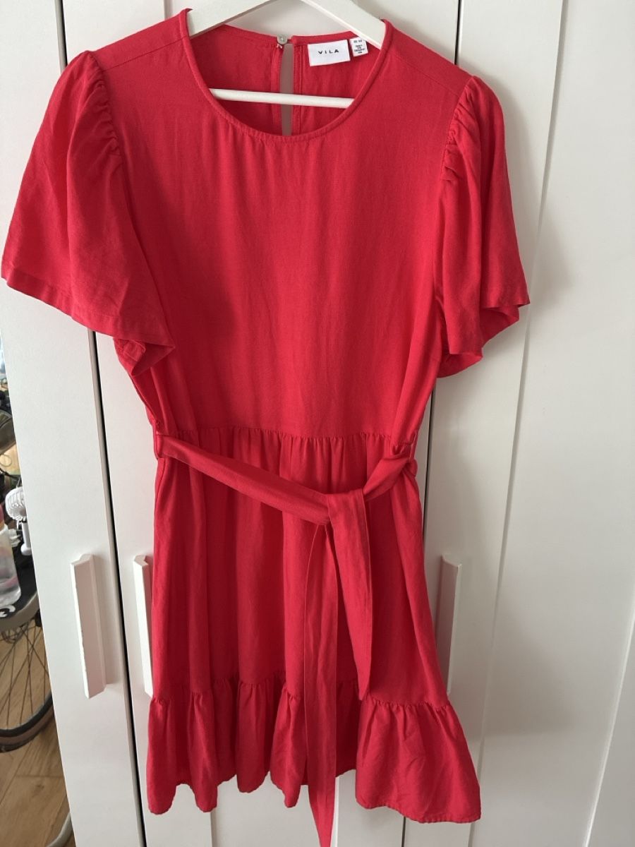 Kleider: Red dress – Neu (gemäss Beschreibung) aus Walenstadt von bedina92