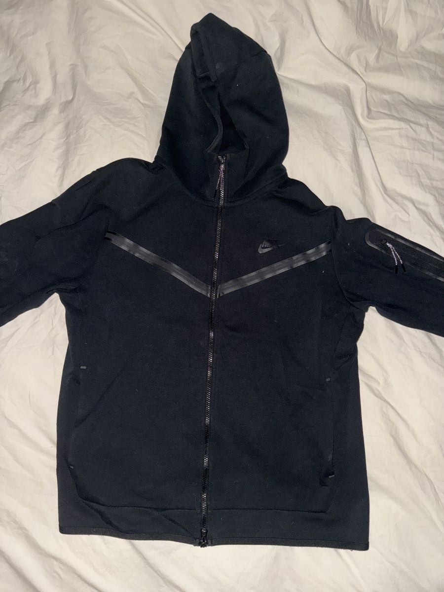 Nike Giacche: Nike tech fleece – Nuovo (secondo la descrizione) da Chur venduto da sil_v7n6