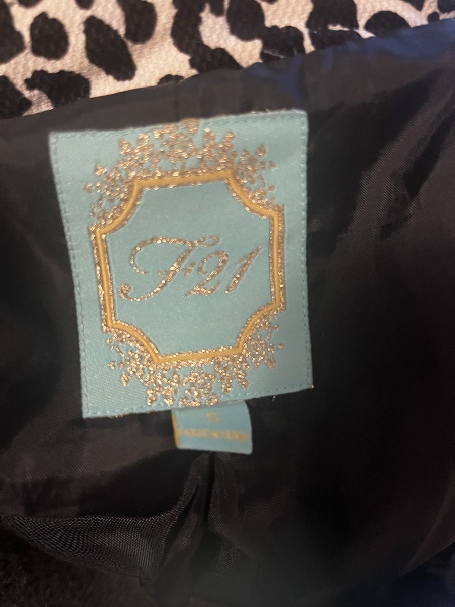 Cappotti: Schicker Forever 21 Leoparden Mantel Grösse S – Usato da Schübelbach venduto da lan_2rdc 1