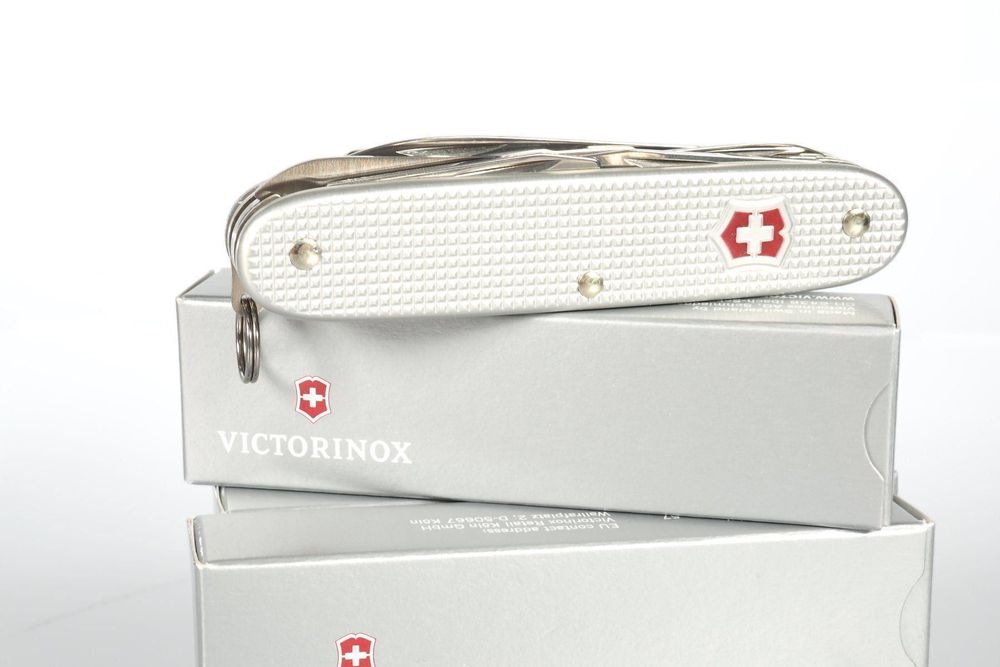 VICTORINOX FARMER X 08271.26 NEU Kaufen auf Ricardo