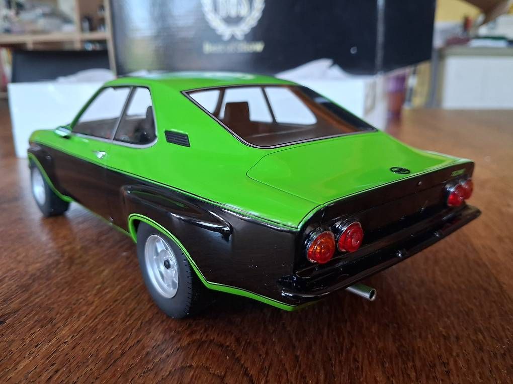 Modellini d'auto: Opel Manta 2.8 TE 1:18 Bos – Usato da Huttwil venduto da kadett_78 2