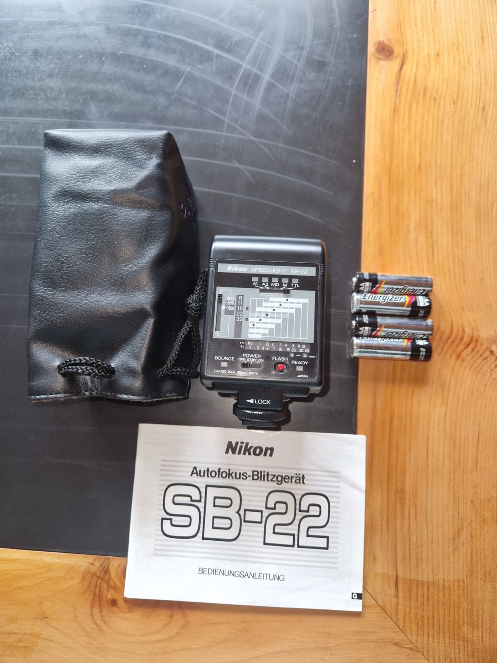 Nikon Flash: Nikon externer Blitz – Usato da Schwellbrunn venduto da J.Bosshart 1
