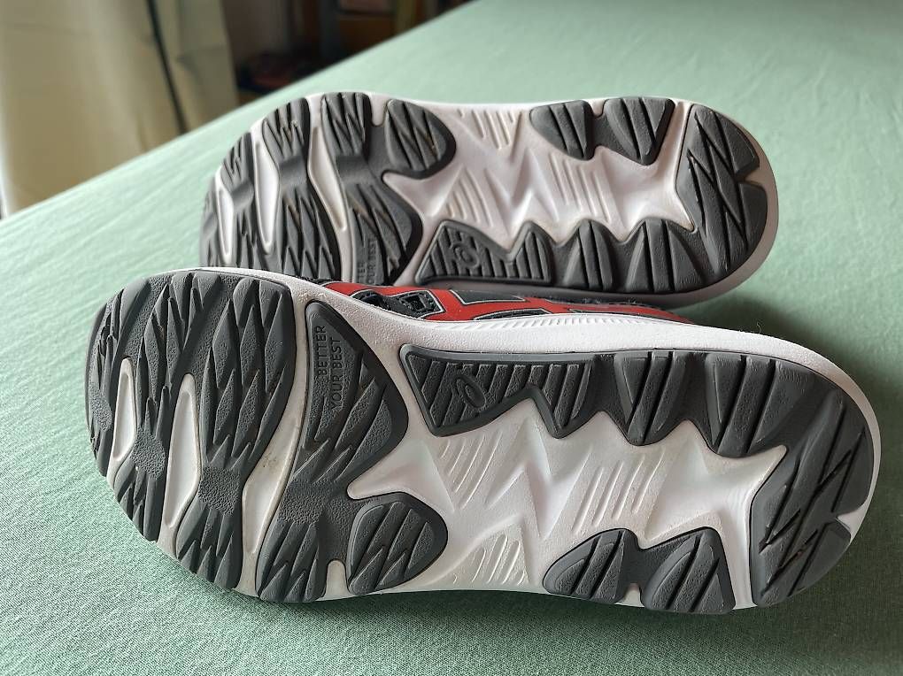 Schuhe für Jungen: Lauf und Turnschuhe 28.5 Asics Versand OK – Gebraucht aus Jona von tukan80 3
