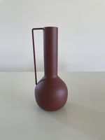 Moderne Vase Rote Erde