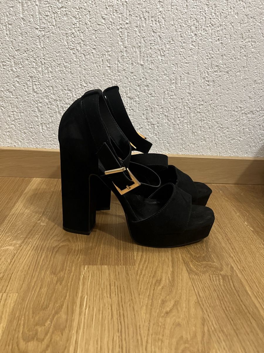 New Look Scarpe da donna: New Look - High Heels - schwarz – Usato da Uster venduto da reginella_97