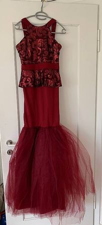 Abendkleid S