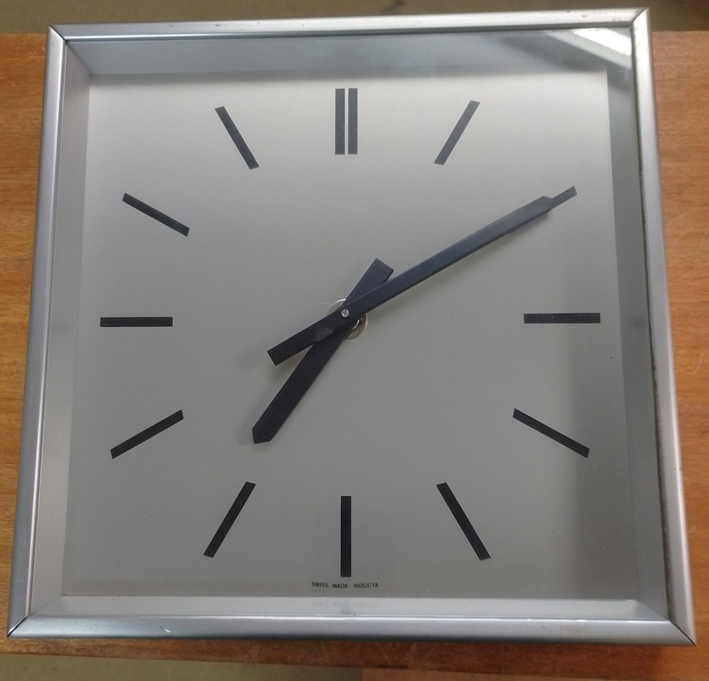 Orologi da terra & Orologi da parete: Inducta Nebenuhr – Usato da Kiesen venduto da topf04