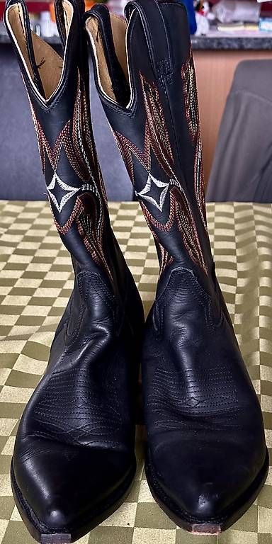 Scarpe da uomo: Westernstiefel – Usato da Obergösgen venduto da Kunstleder 2
