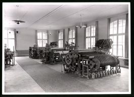 Fotografie Textilfabrik mit Textilmaschi