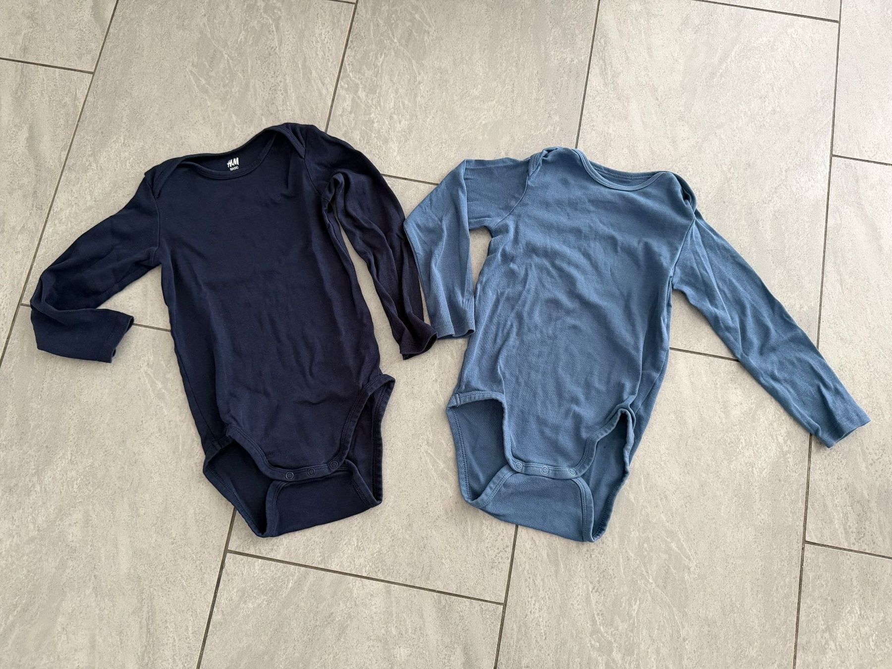 H&M Sous-vêtements: Langarmbodys - Grösse 104 - H&M - 2 Stück – D'occasion à Bülach par Loredana13