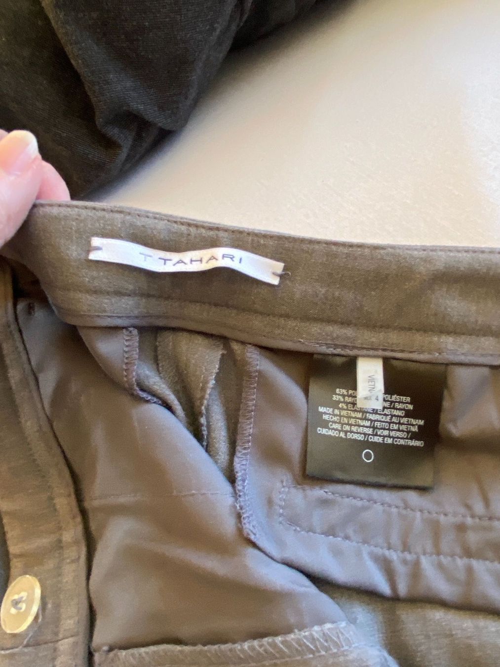 Pantaloni: Dress pants – Usato da Münchenstein venduto da ArleneLM 1