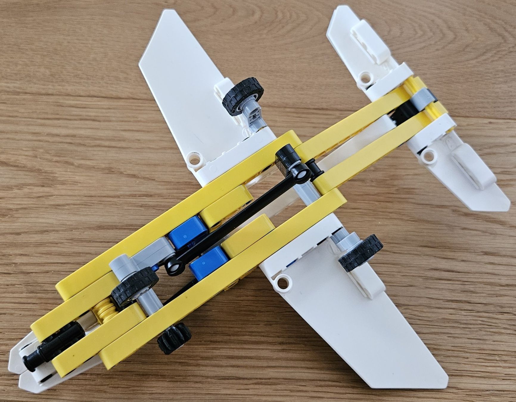 Lego Giocattoli: Lego Technic 42044 - Flugstaffel-Jet (2016) – Usato da Schaffhausen venduto da asyouwestley 4