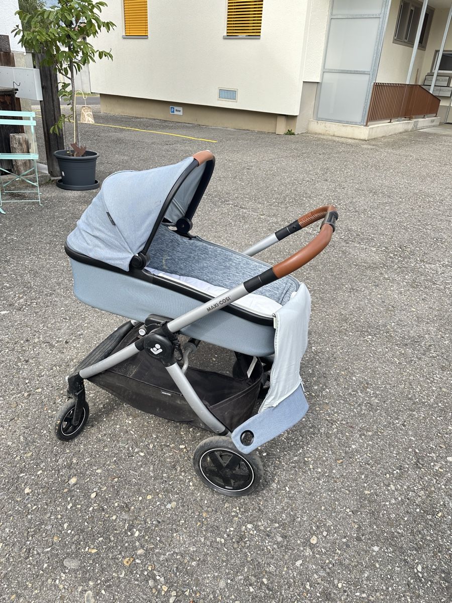 Maxi-Cosi Kinderwagen: Kinderwagen Maxi-Cosi 2-teilig hellblau gebraucht – Gebraucht aus Wangen an der Aare von jol_82h2