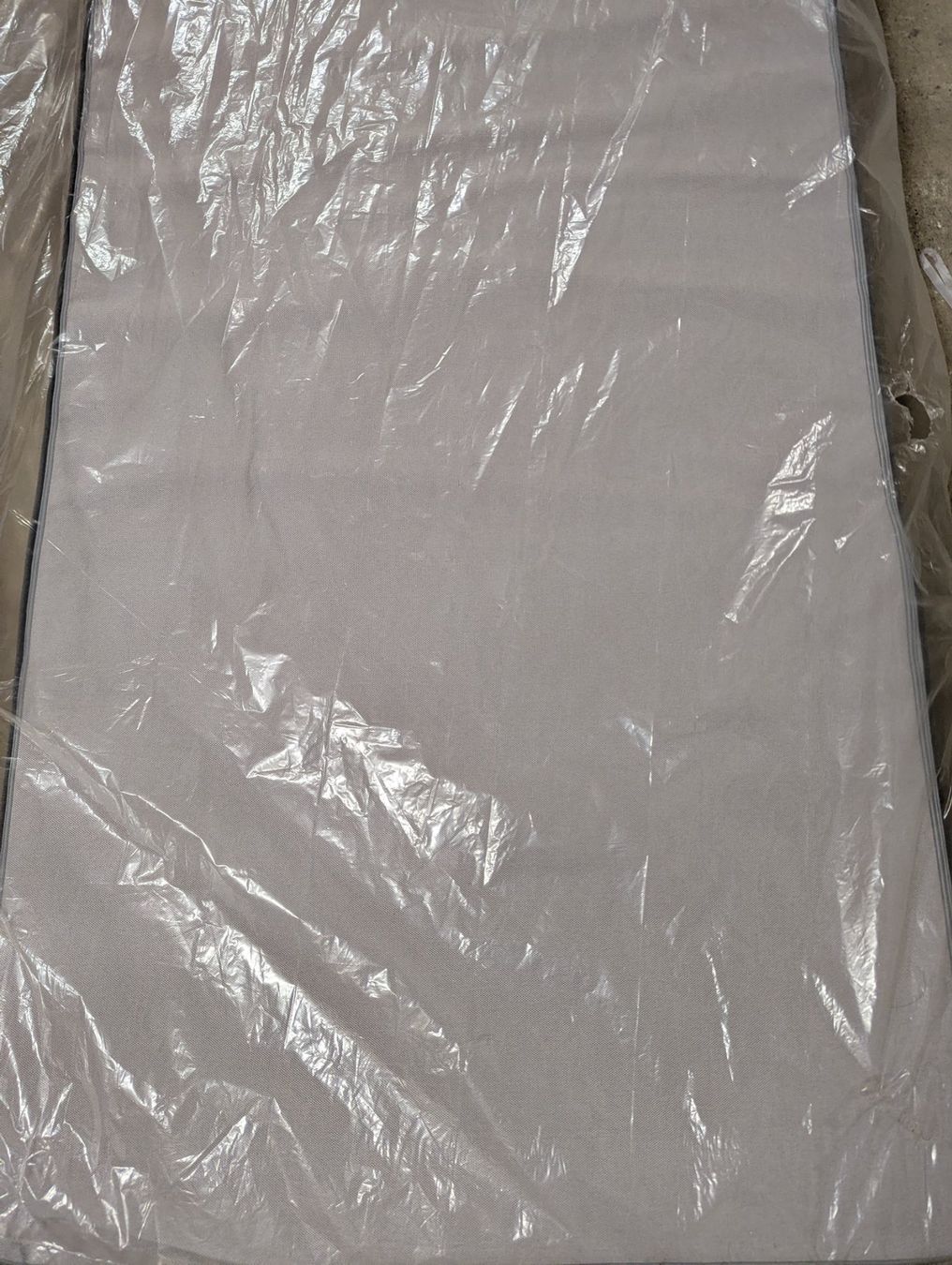 Ikea Materassi: Einzelbettmatratze / Single bed Size Matress – Usato da Zürich venduto da Spyros 1