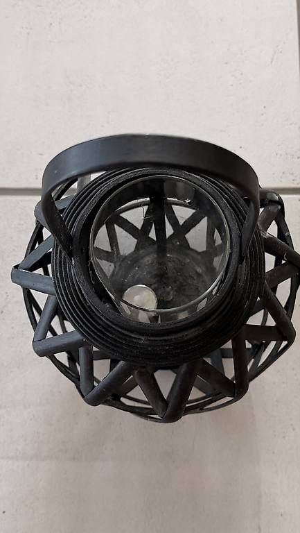 Lanternes: Dekorative Laterne mit Glaseinsatz  CHF 20.- – D'occasion à Zumikon par Fahrgaestin 2