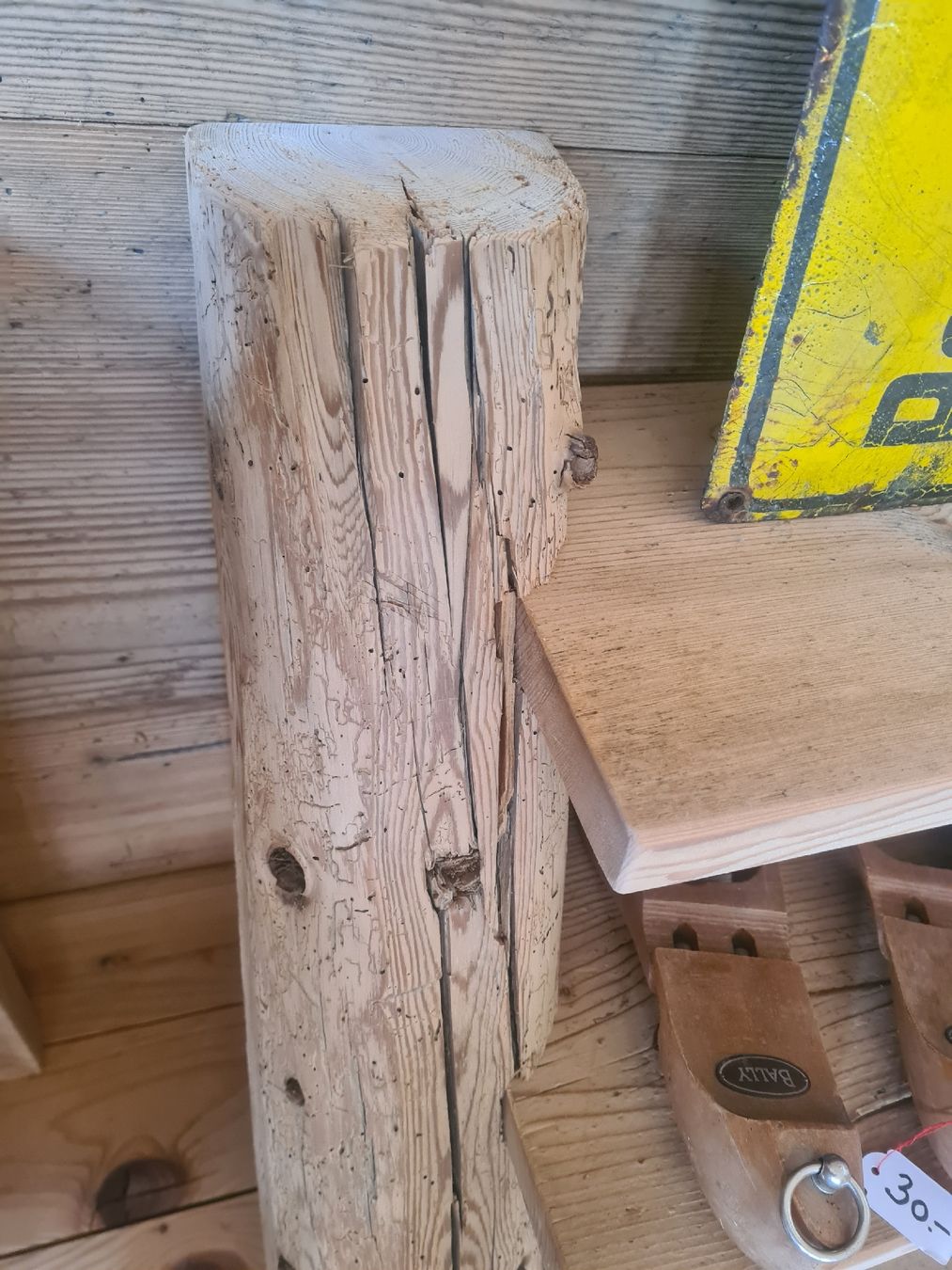 Articoli in legno: Schuhgestell (Altholz) – Nuovo (secondo la descrizione) da Lenk im Simmental venduto da Althoelzig 2