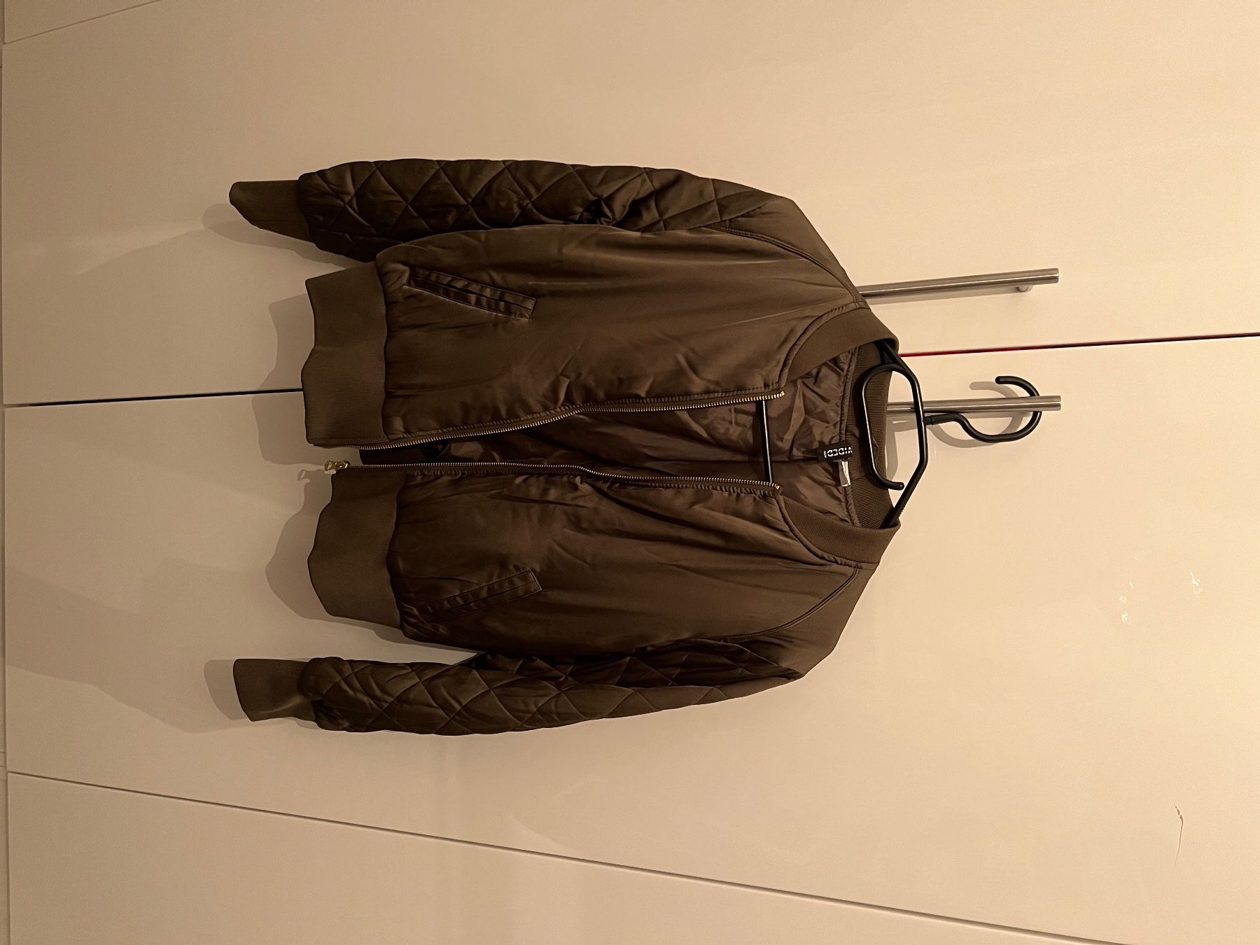H&M Giacche: Übergangsjacke Grösse 42 – Usato da Weiach venduto da LemonJuice1995 1