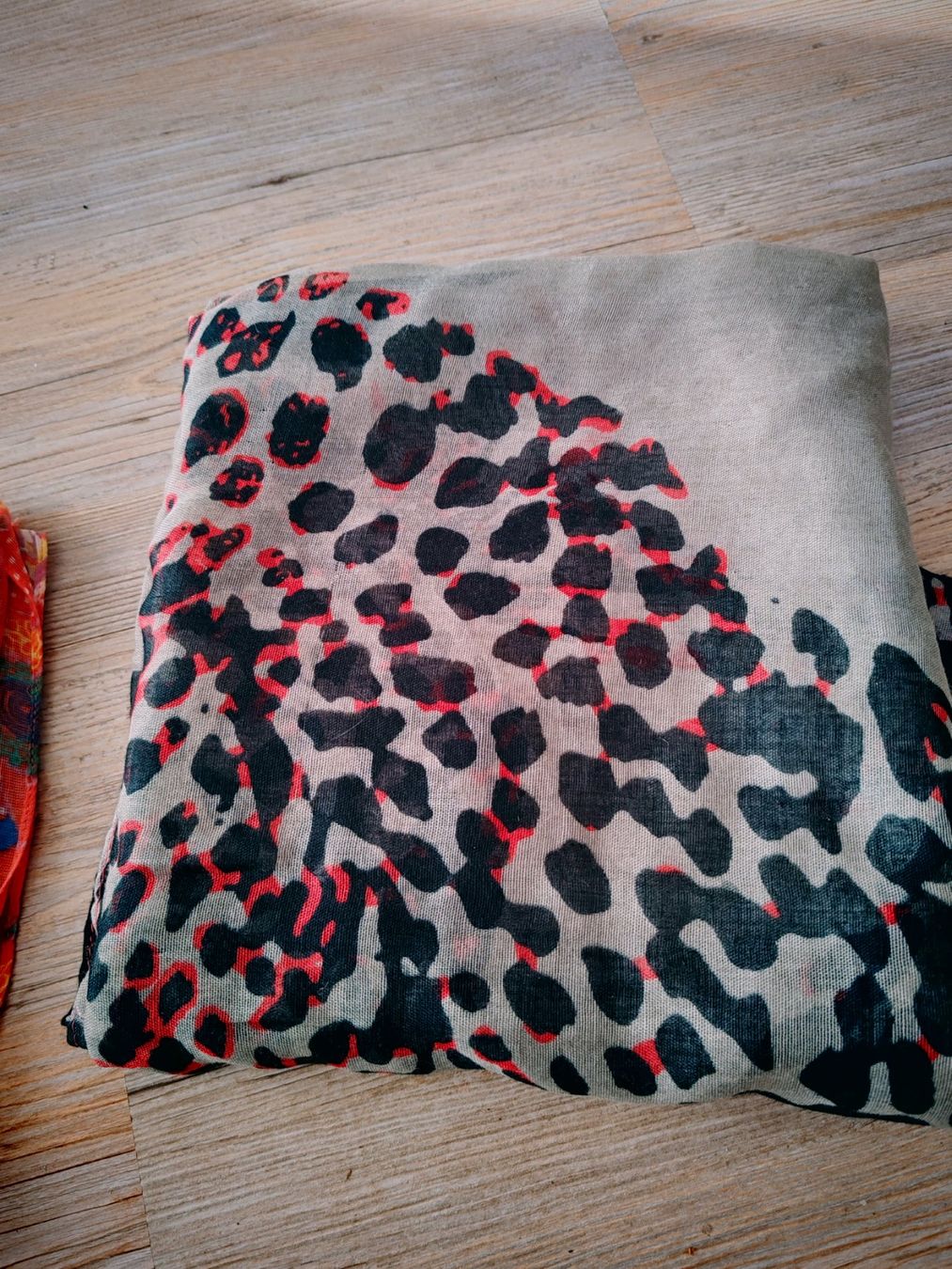 Foulards & écharpes: 5 moderne, grosse, eckige Foulards – D'occasion à Egnach par bgdo26 3