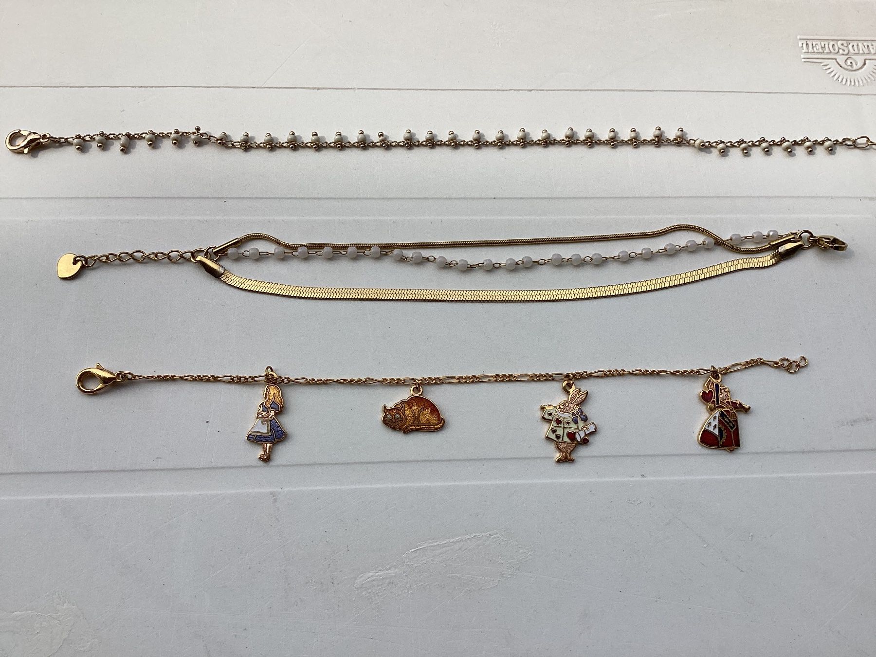 Bracciali & Braccialetti: 3 bracelets fantaisies – Usato da Pully venduto da claddagh