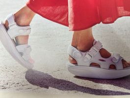 MBT Sandalen weiss Klettverschluss leichte Gebrauchsspuren G