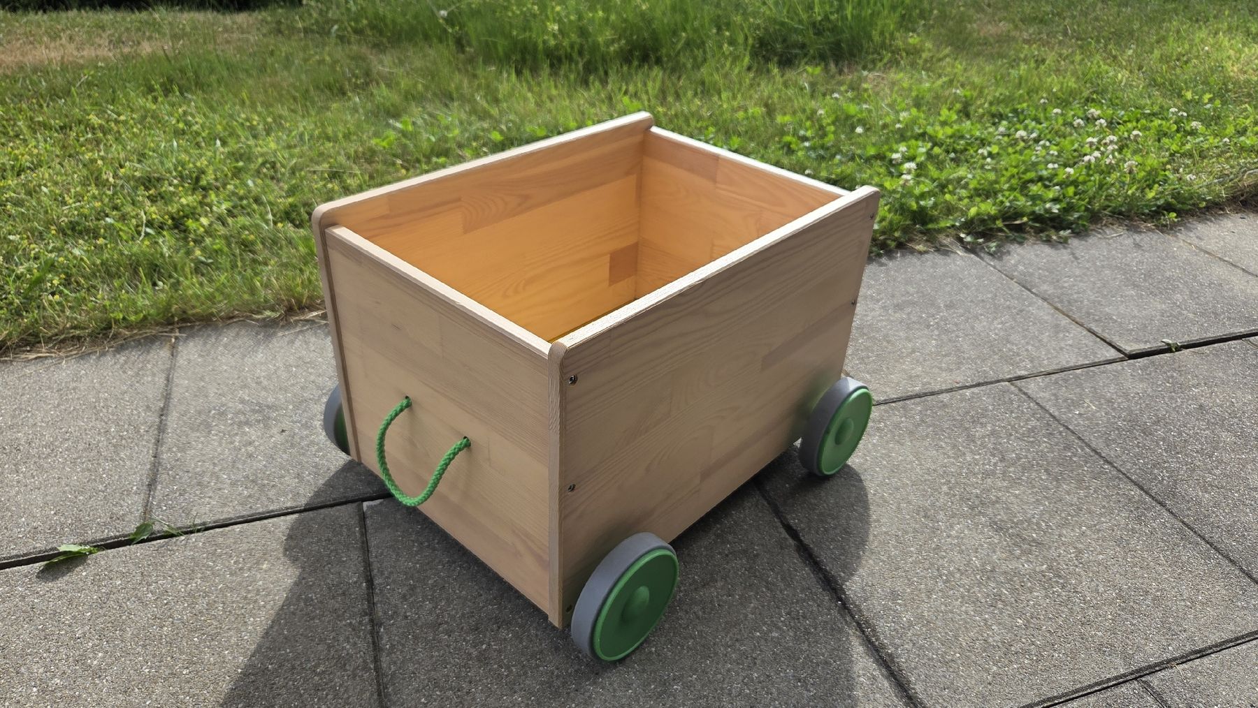 Ikea Giocattoli: Holz-Bollerwagen – Usato da Oberkirch LU venduto da Tatamara