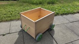 Holz-Bollerwagen