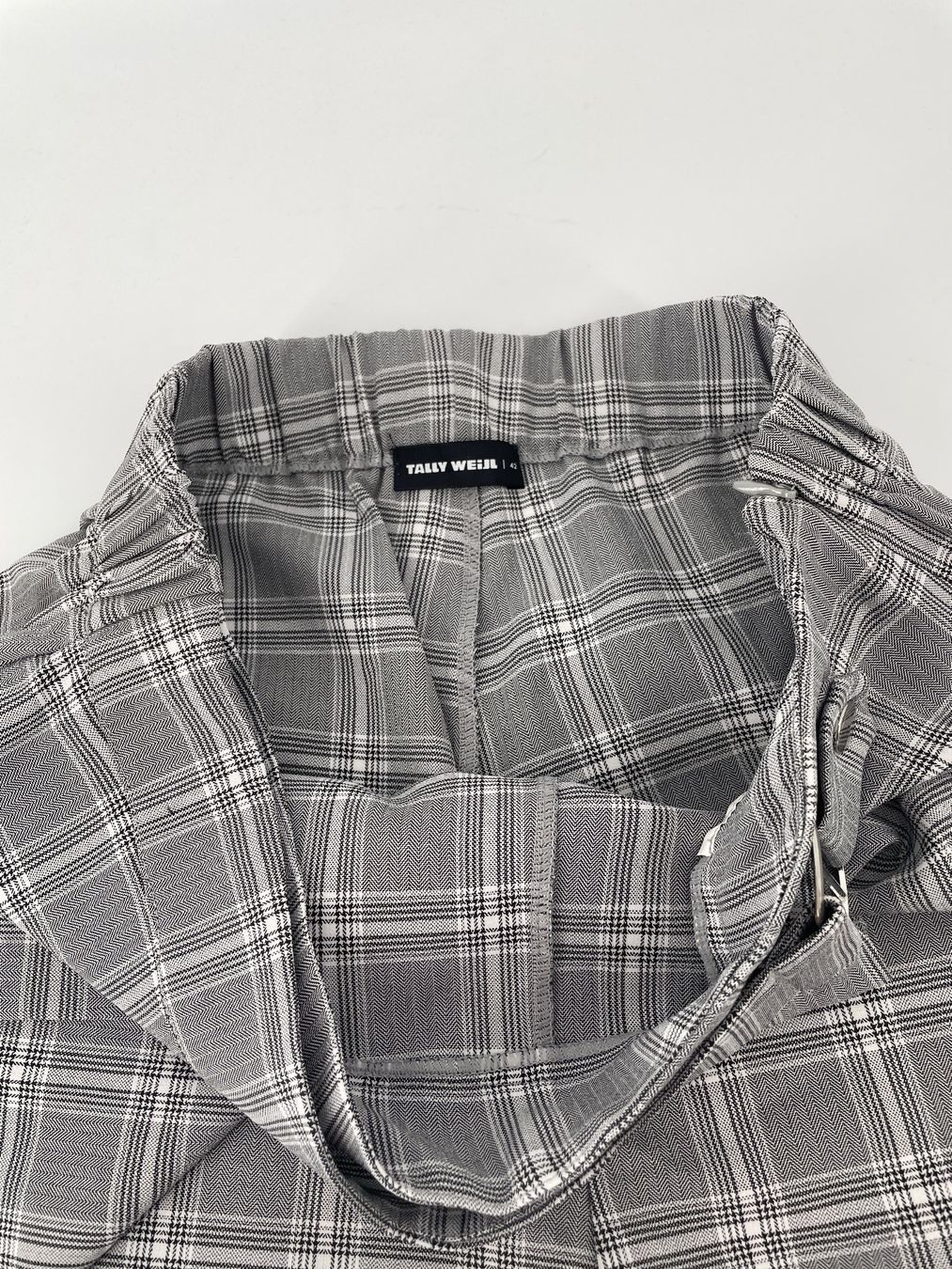 Tally Weijl Pantaloni: Shorts Gr. 42 Tally Weijl – Usato da Auenstein venduto da moin. 3