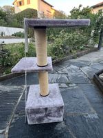 Kratzbaum für Katzen, grau, mit Spielplattformen