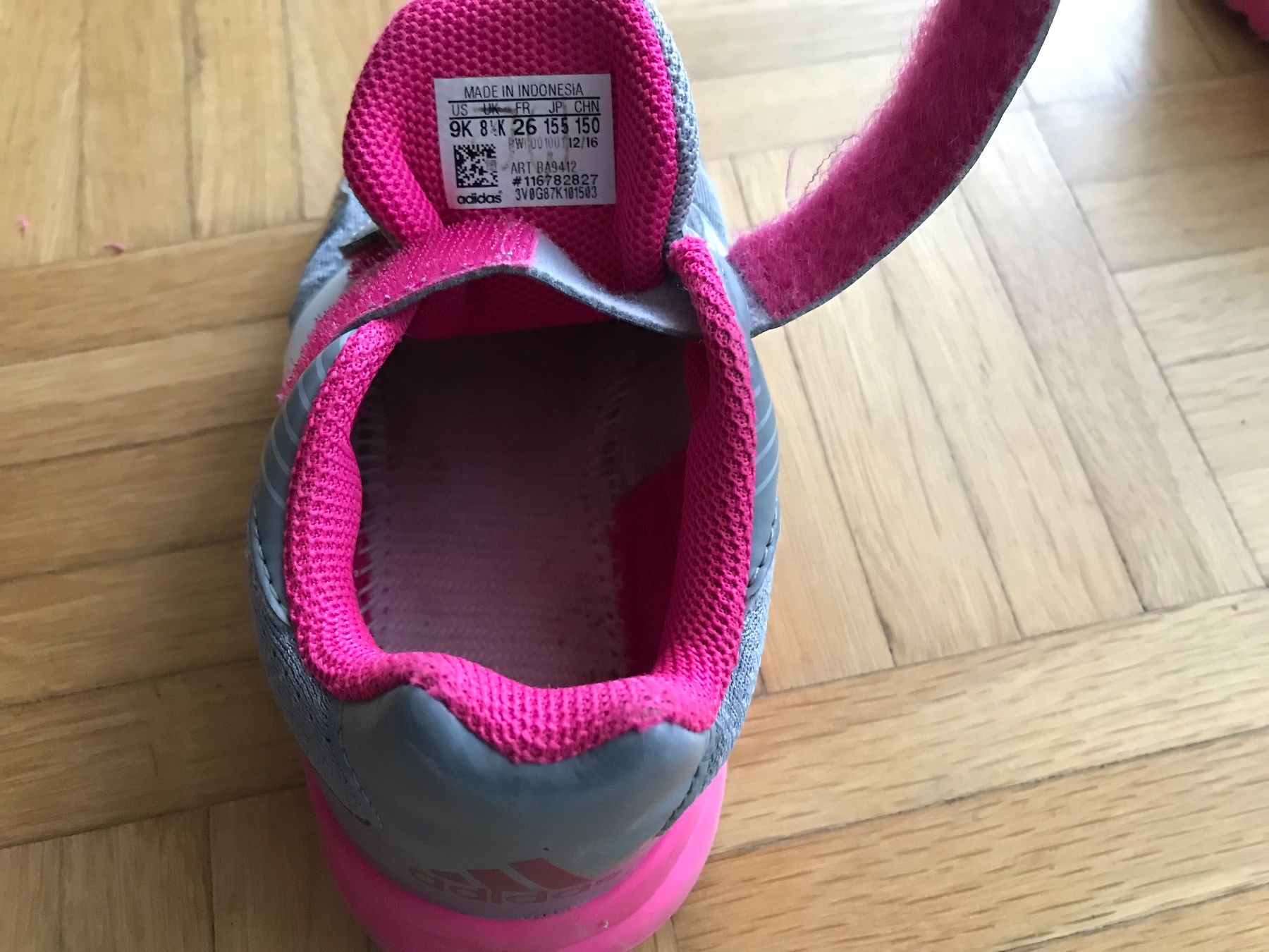 Adidas Scarpe per ragazze: Turnschuhe Mädchen von Adidas Grösse 26 – Usato da Emmenbrücke venduto da Hathor123 7
