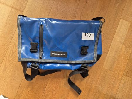 FREITAG Umhängetasche, Kuriertasche blau,  F17 Joe, Neu
