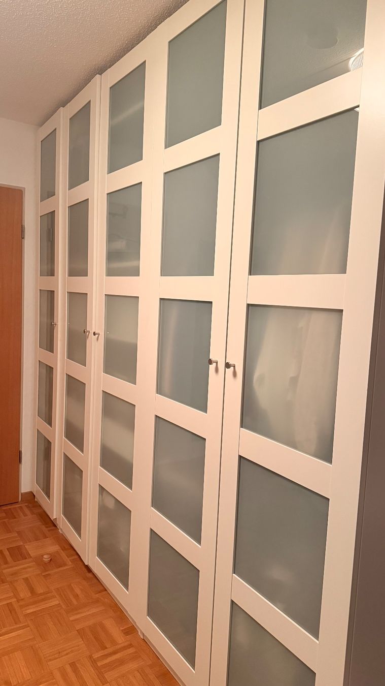 Armoires: Kleiderschrank – D'occasion à Schupfart par ina_xh6s 1