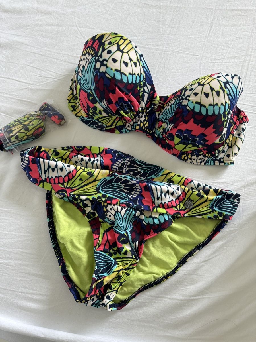 Costumi da bagno & Bikini: Badeanzug 👙 36 – Usato da Flawil venduto da pir_x7ff
